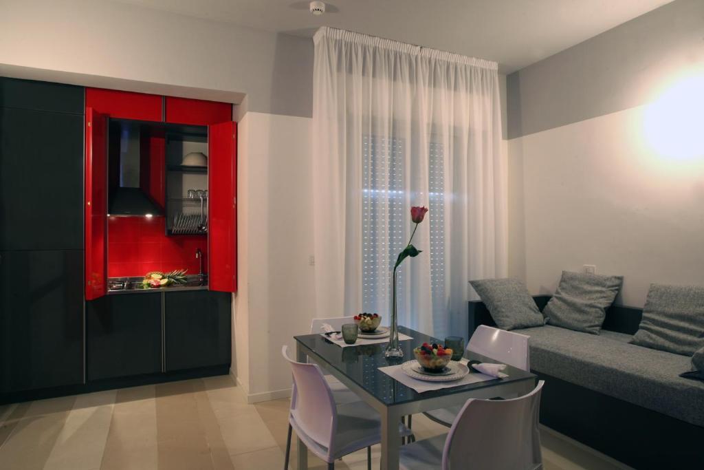 Apart-hotel Altomare 3*
