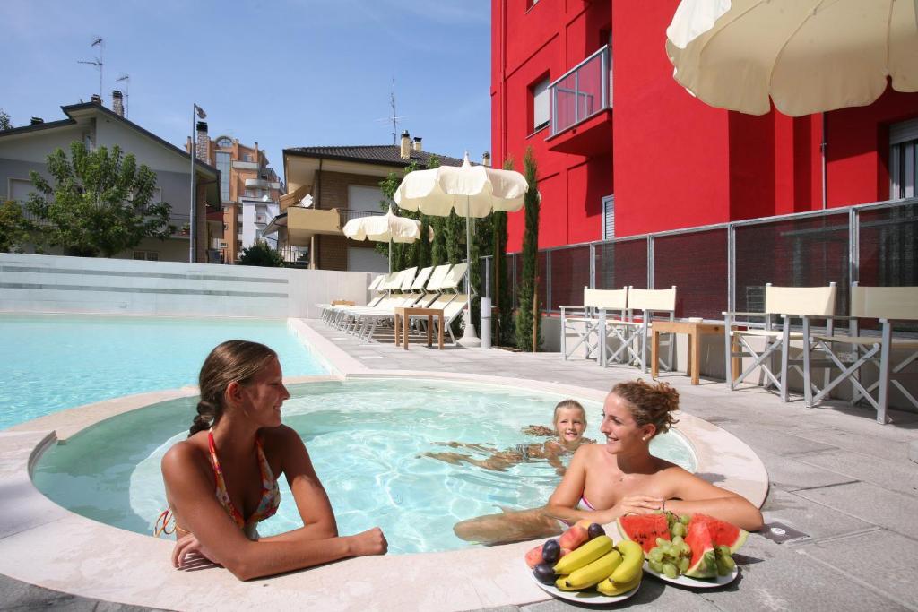 Apart-hotel Altomare 3*