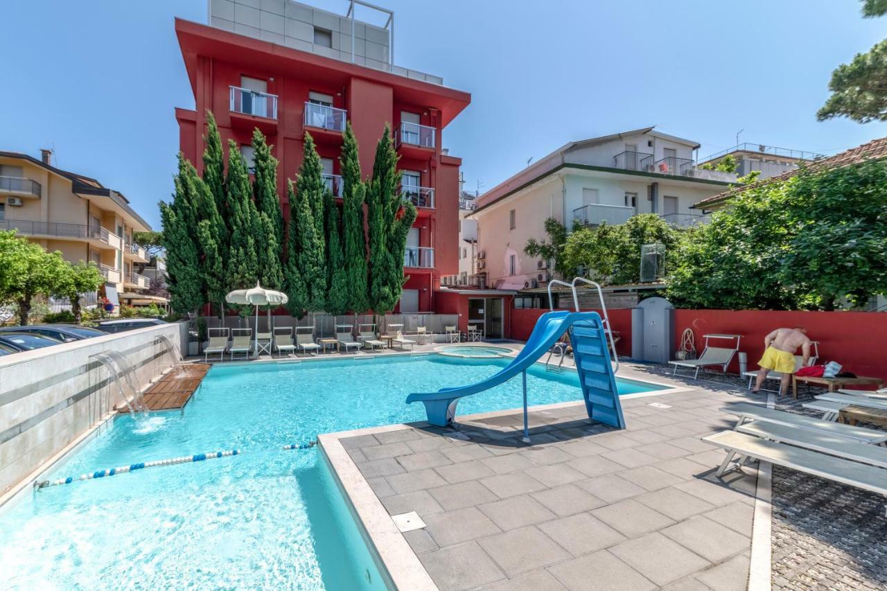 Apart-hotel Altomare Riccione
